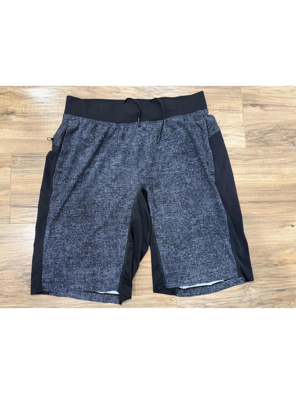 Lululemon Mens T.H.E. Short Large 11" Lined Training Gym Shorts Grey Black